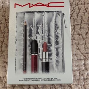 MAC Cosmetics Powdered Snow Lip Kit - Brown-NEW